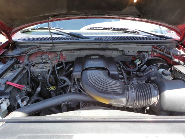 2000 Ford F150 SE Well Kept Alloy Wheels