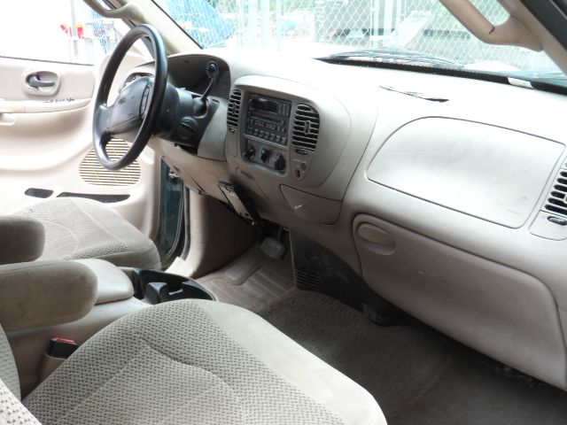 2000 Ford F150 GS 43