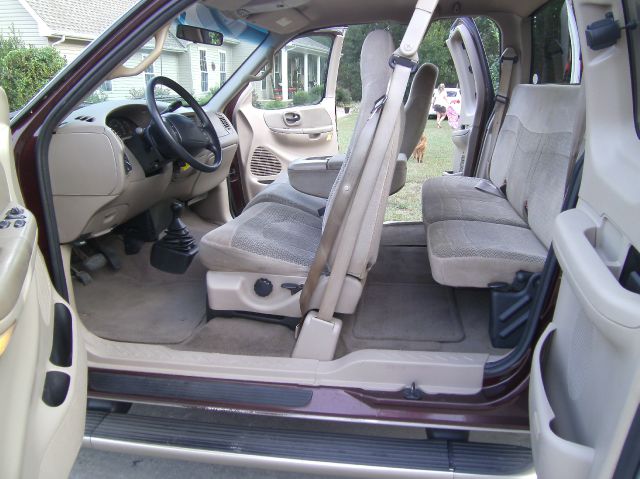 2000 Ford F150 SLT 1 Ton Dually 4dr 35