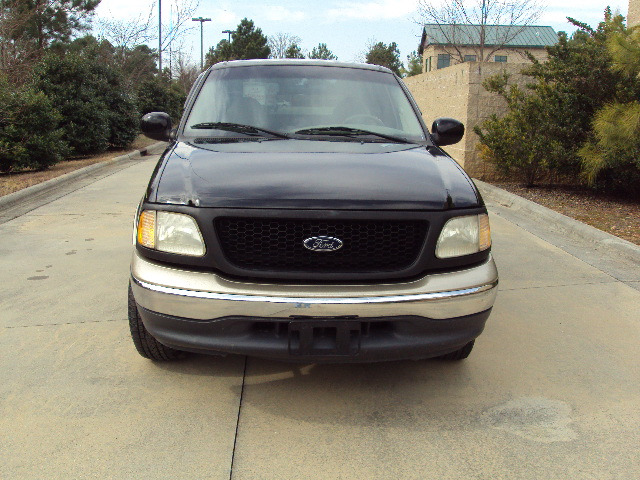 2000 Ford F150 Executive L