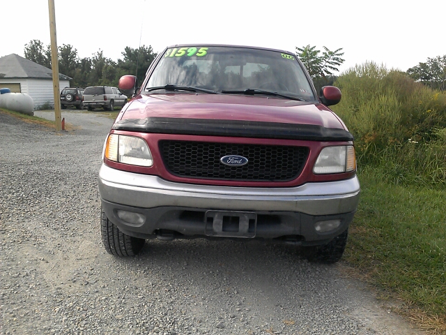 2000 Ford F150 SLT 1 Ton Dually 4dr 35