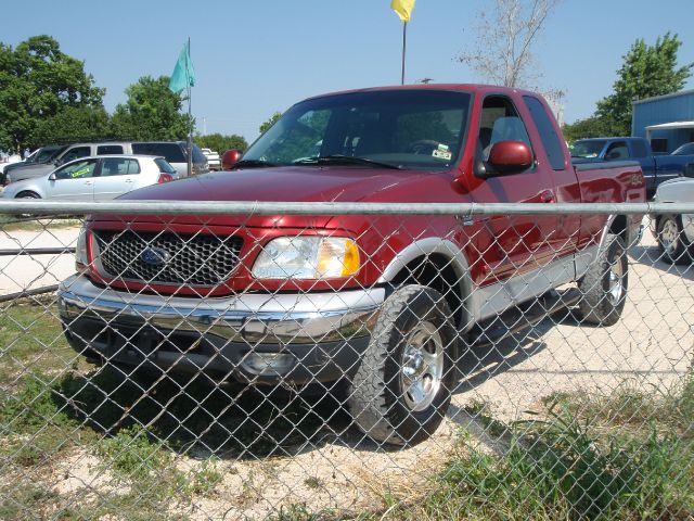 2000 Ford F150 SE Well Kept Alloy Wheels