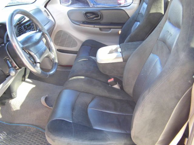 2001 Ford F150 4dr 4-cyl (natl) SUV