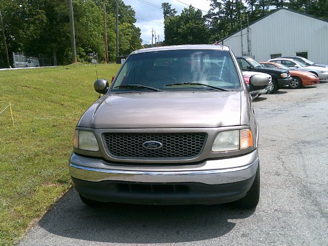 2001 Ford F150 Club Cab 131 WB