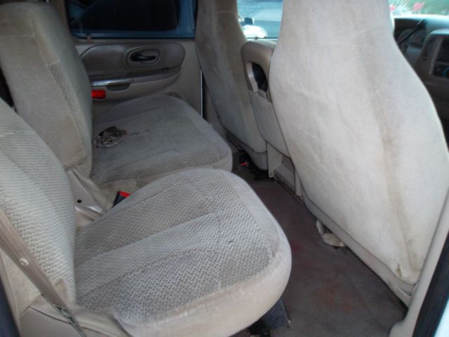 2001 Ford F150 SL Short Bed 2WD