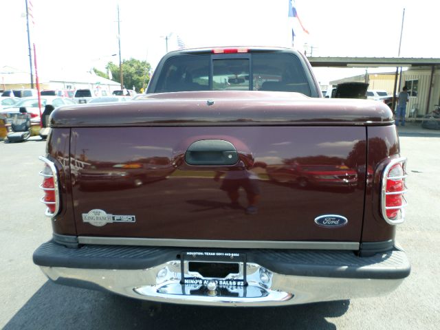 2001 Ford F150 4dr Sdn LE V6 Auto