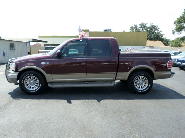 2001 Ford F150 4dr Sdn LE V6 Auto