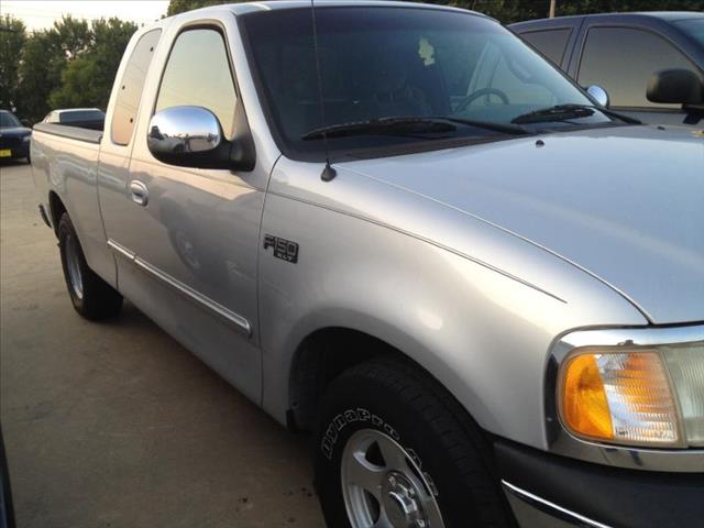 2001 Ford F150 S V6 2WD