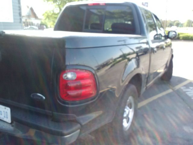 2001 Ford F150 SL Short Bed 2WD