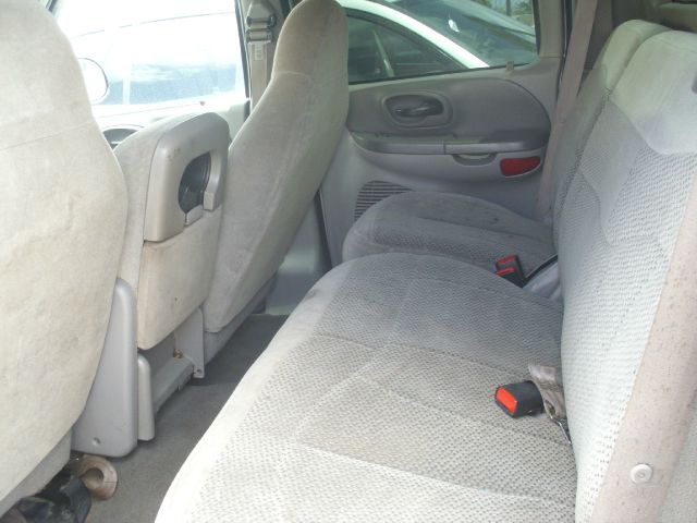 2001 Ford F150 SL Short Bed 2WD