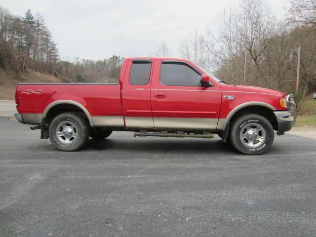 2001 Ford F150 Crew Cab 143.5 WB 4WD SLT