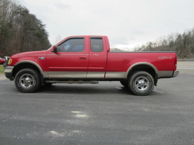 2001 Ford F150 Crew Cab 143.5 WB 4WD SLT