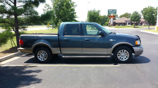 2001 Ford F150 4dr Sdn LE V6 Auto
