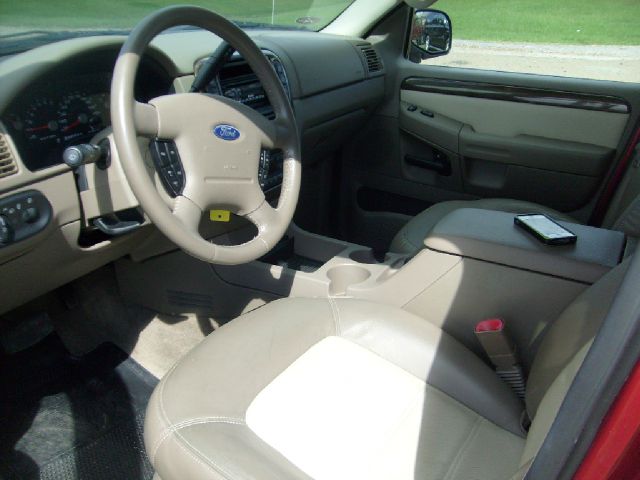 2001 Ford F150 SL Short Bed 2WD