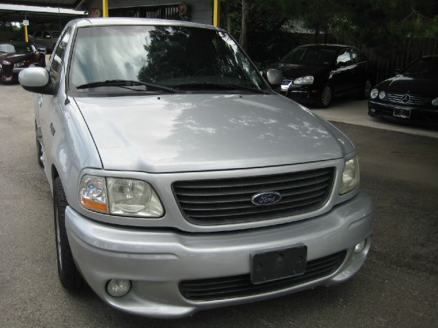 2001 Ford F150 4dr 4-cyl (natl) SUV