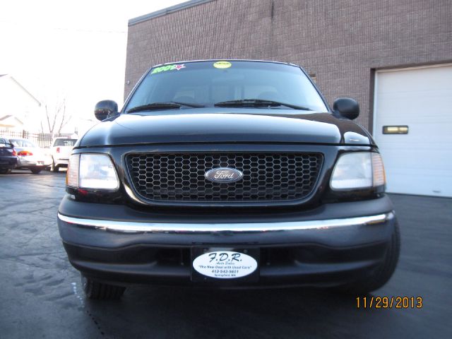 2001 Ford F150 SLE 5.3L V8 4WD 9 Passenger ABS TC