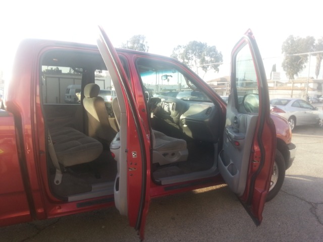 2001 Ford F150 SL Short Bed 2WD