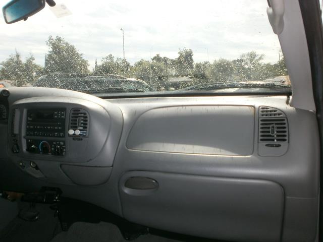 2001 Ford F150 2500 SL