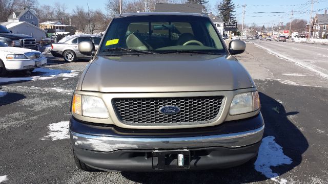 2001 Ford F150 Club Cab 131 WB