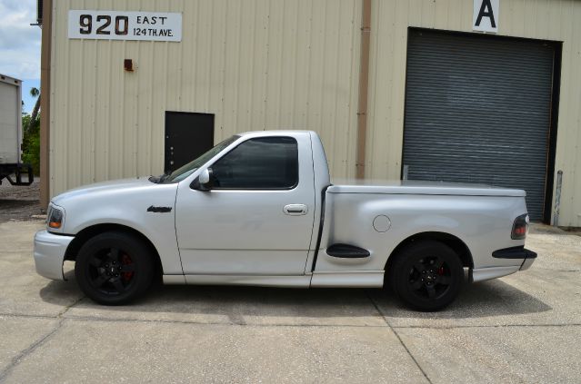 2001 Ford F150 4dr 4-cyl (natl) SUV