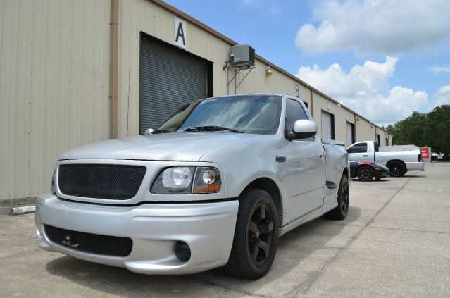 2001 Ford F150 4dr 4-cyl (natl) SUV