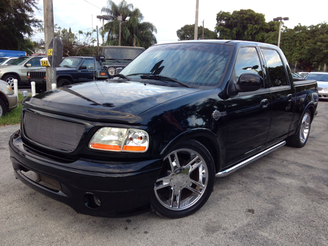 2002 Ford F150 SLT 1 Ton Dually 4dr 35