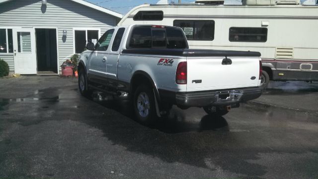2002 Ford F150 SLT 1 Ton Dually 4dr 35