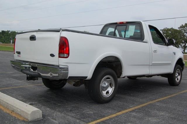 2002 Ford F150 ESi