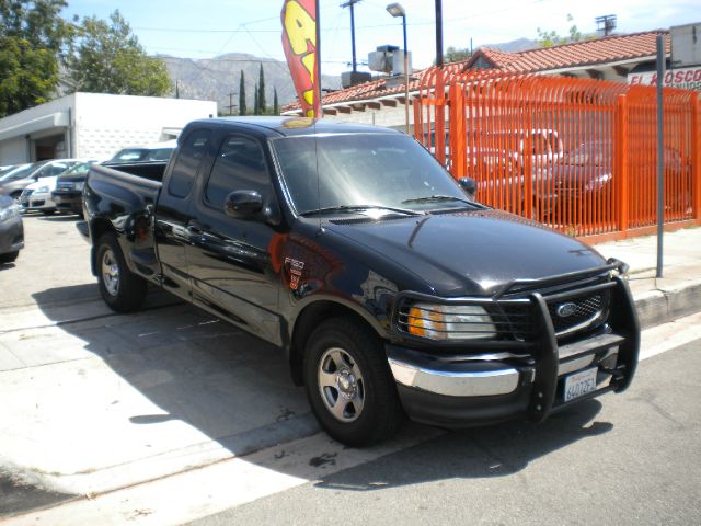 2002 Ford F150 SLE 5.3L V8 4WD 9 Passenger ABS TC