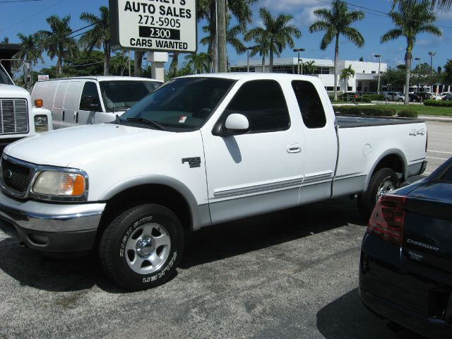 2002 Ford F150 SE Well Kept Alloy Wheels