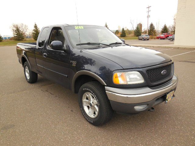 2002 Ford F150 SLT 1 Ton Dually 4dr 35