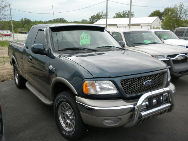 2002 Ford F150 Crew Cab 143.5 WB 4WD SLT