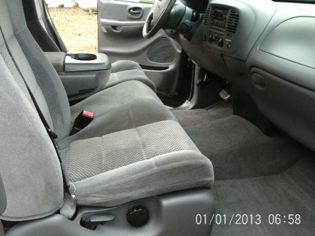 2002 Ford F150 SLT 1 Ton Dually 4dr 35