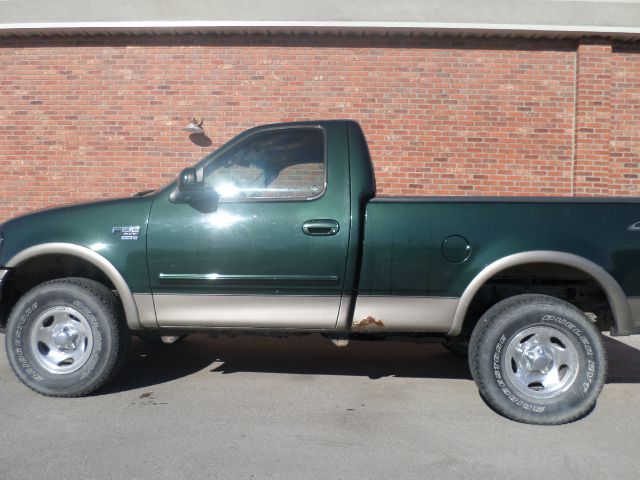 2002 Ford F150 SL 4x4 Regular Cab