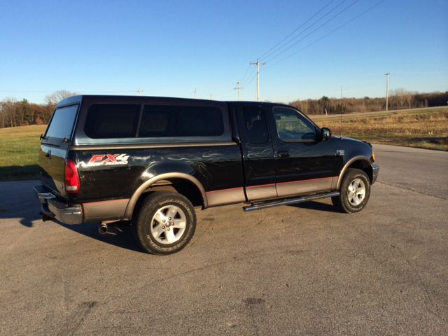 2002 Ford F150 SLT 1 Ton Dually 4dr 35
