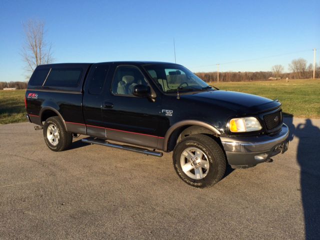 2002 Ford F150 SLT 1 Ton Dually 4dr 35