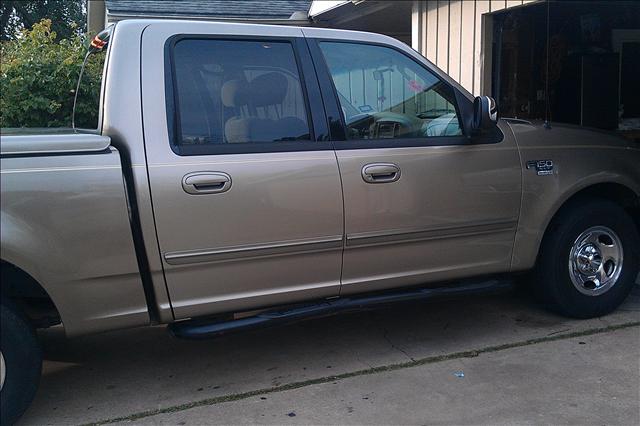 2002 Ford F150 Club Cab SXT
