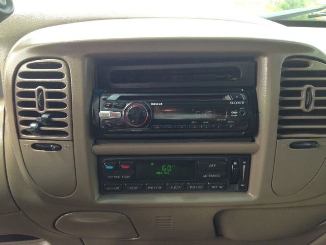 2002 Ford F150 R/T Truck