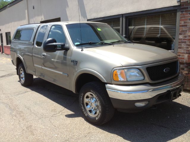 2002 Ford F150 SLT 1 Ton Dually 4dr 35