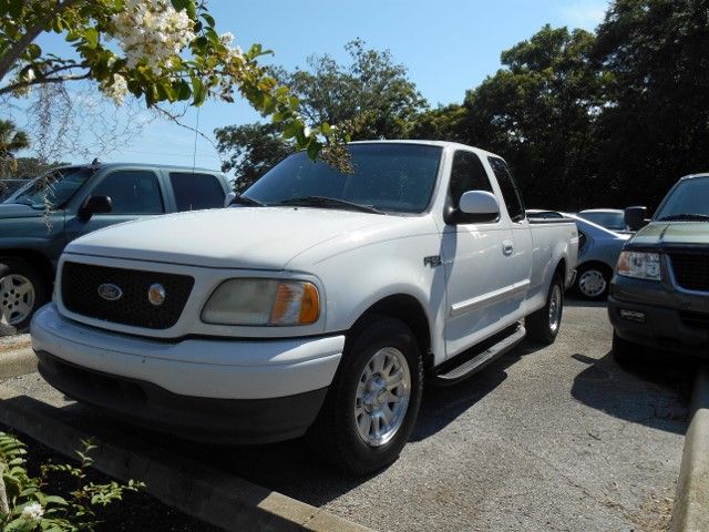 2002 Ford F150 K1500 Lt
