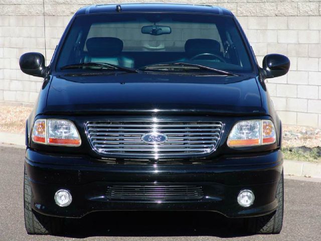 2002 Ford F150 SLT 1 Ton Dually 4dr 35