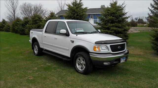 2002 Ford F150 Crew Cab Short Box 2-wheel Drive SLE