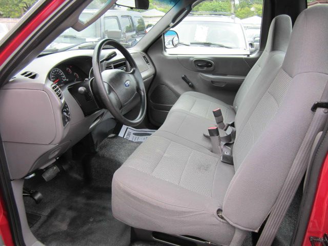 2002 Ford F150 3.0si Coupe