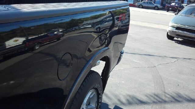 2003 Ford F150 SL 4x4 Regular Cab