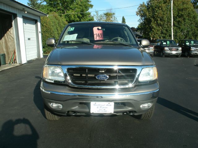 2003 Ford F150 XL 2WD Reg Cab