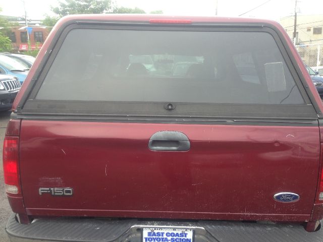 2003 Ford F150 SLE- 4X4