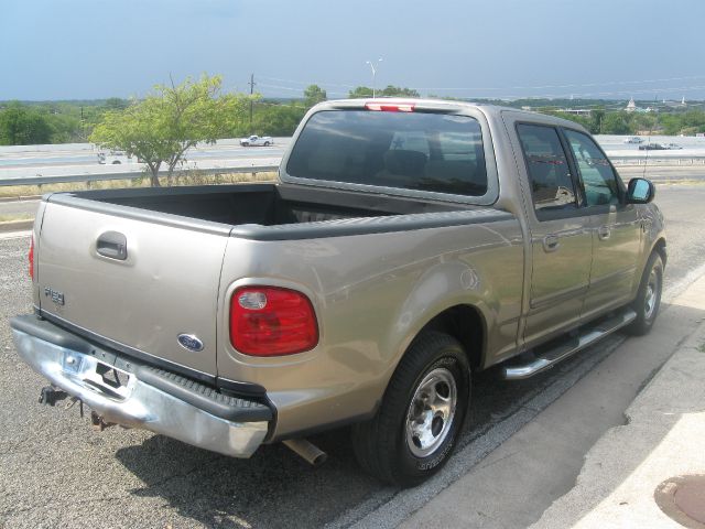 2003 Ford F150 SL Short Bed 2WD
