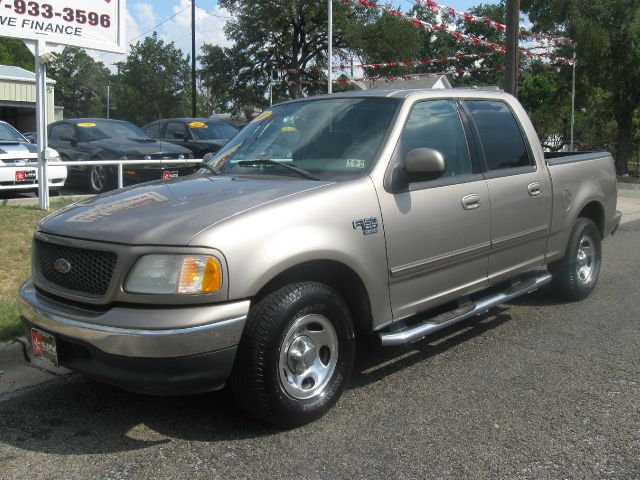 2003 Ford F150 SL Short Bed 2WD
