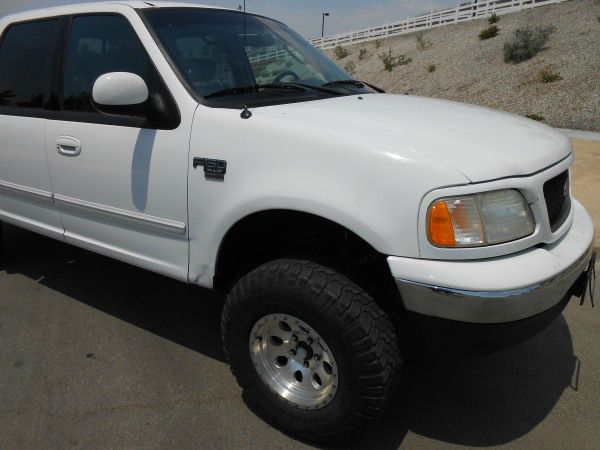 2003 Ford F150 SL Short Bed 2WD
