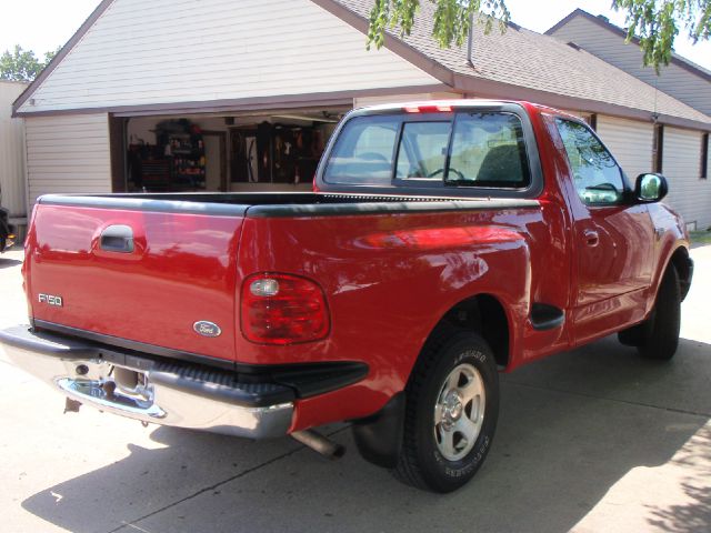 2003 Ford F150 4dr Sdn W/1sa Ltd Avail Sedan